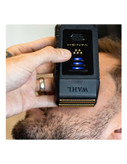 ریش تراش فویلی ضد حساسیت وال حرفه ای Wahl 8173-700 Professional 5 Star Vanish Shaver یک سیستم تعلیق نوآورانه به میله های شیور اجازه می دهد تا به طور مستقل حرکت کنند و تمام خطوط گردن و صورت را در آغوش بگیرند تا آخرین موهای زائد ناپدید شوند. ریش تراش 5 ستاره Vanish دارای نوارهای فویل مستقل بازشوی جدید است.
