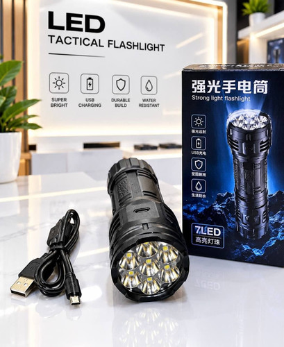چراغ قوه دستی شارژی LED مدل X33 | باتری بزرگ و نوردهی مناسب