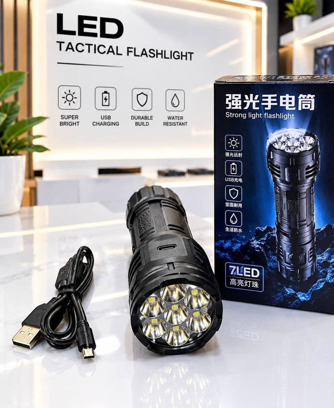 چراغ قوه دستی شارژی LED مدل X33 | باتری بزرگ و نوردهی مناسب
